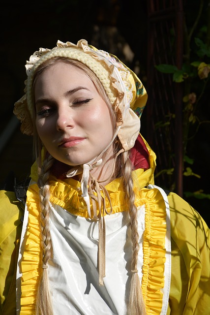 Free Maid Teen photo and picture