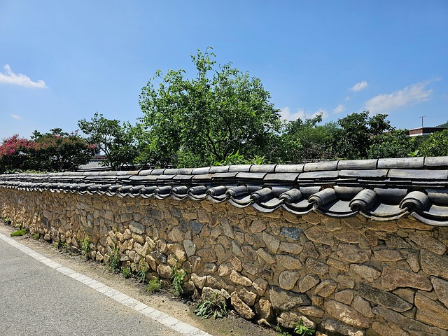 Free Roof Tile Stonewall photo and picture