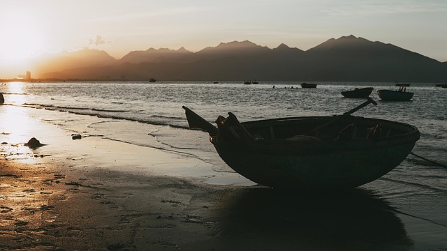 Barco, Mar, Montanha, Praia, Natureza