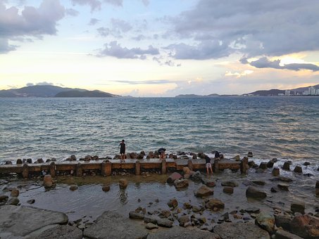Free Sea Rock photo and picture