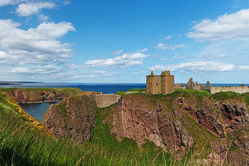 Free Castle Cliff photo and picture