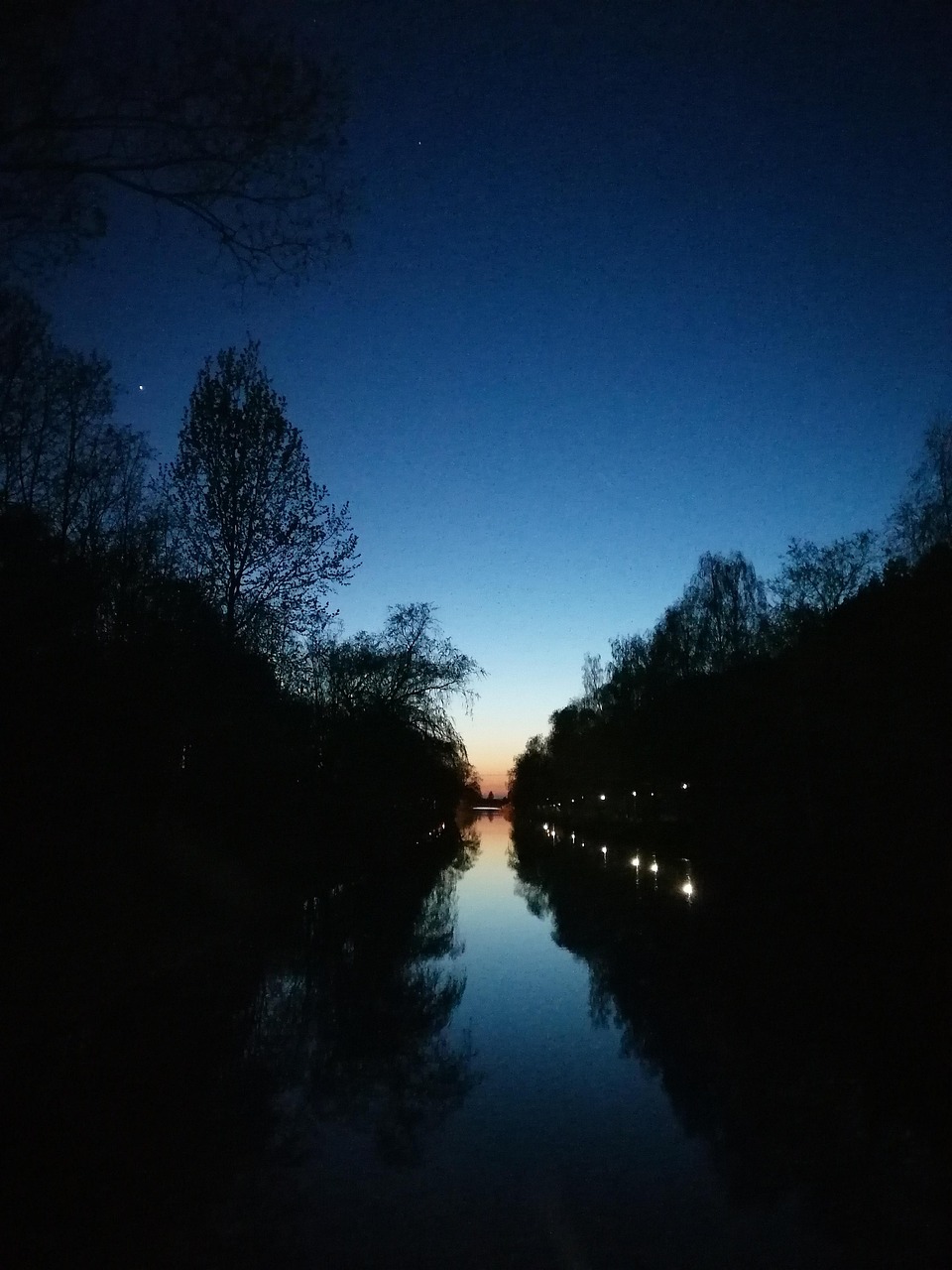 夜晚 河 - Pixabay上的免费照片