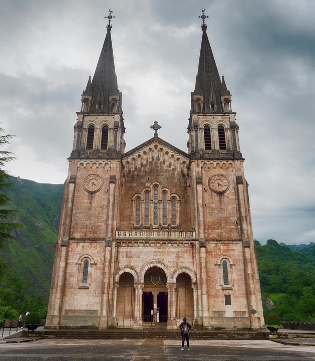 Basilica Of Santa Maria La Real Free photo on Pixabay Pixabay