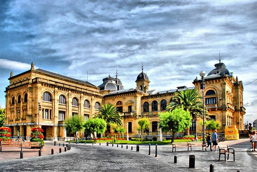 Free City Hall Spain photo and picture