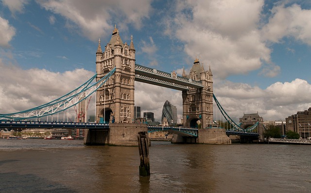 Free London England photo and picture