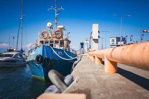 Free Boat Yacht photo and picture