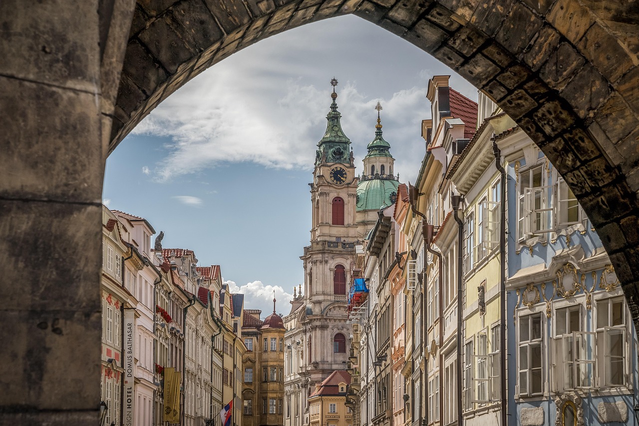 Dom Phot Road Dom Church - Free photo on Pixabay - Pixabay