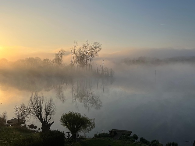 Free Seine Sunrise photo and picture