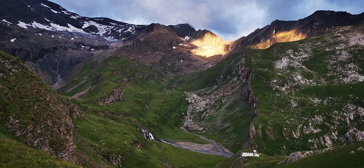 Free Mountains Landscape photo and picture