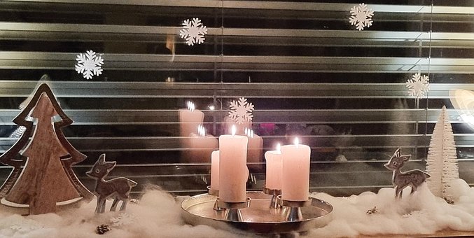 Free Christmas Window Christmas illustration and picture