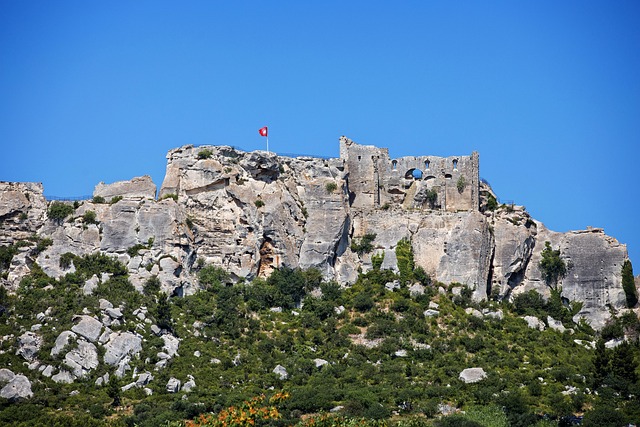 Free Alpilles Chateau photo and picture