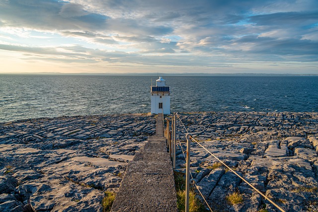 Free Lighthouse Sea photo and picture