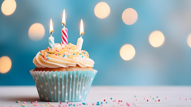 Free ai generated cupcake candles illustration