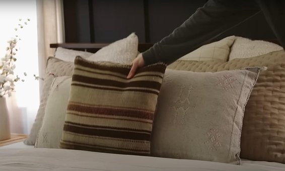 Free Comfort Pillow photo and picture
