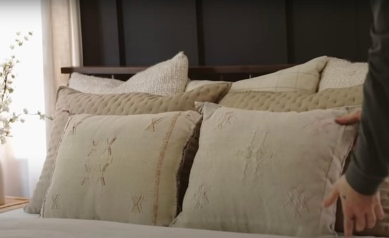 Free Comfort Textile photo and picture