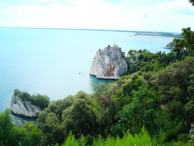 Free Peninsula Near Duino Castle Rilkeweg photo and picture