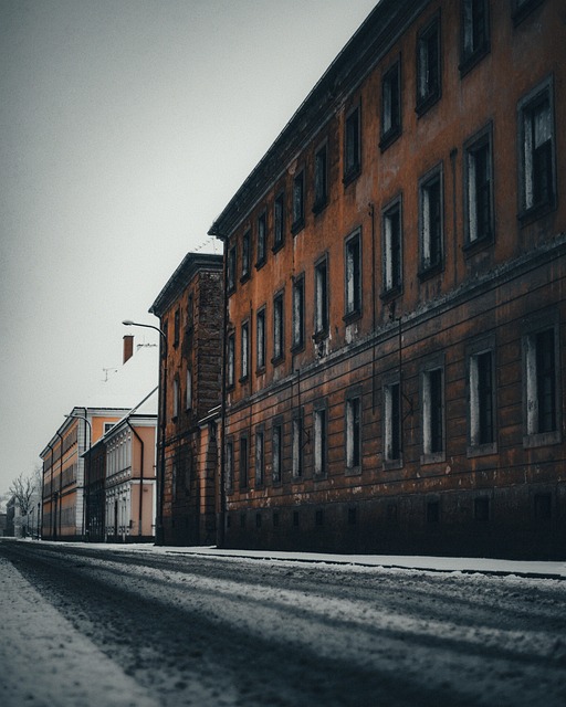 Free Winter Street photo and picture