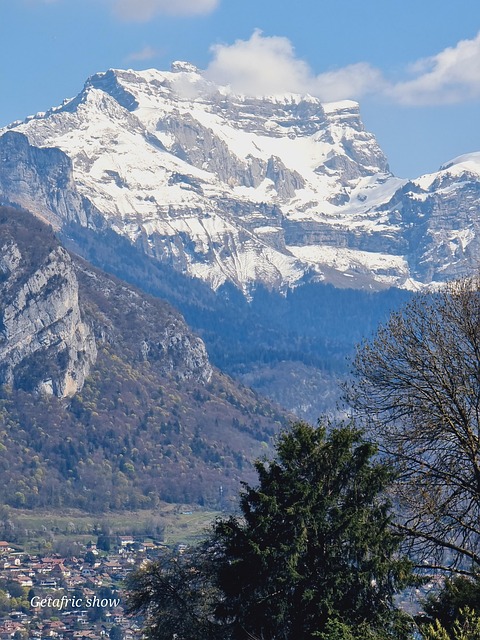 Free Anncy Mountain photo and picture