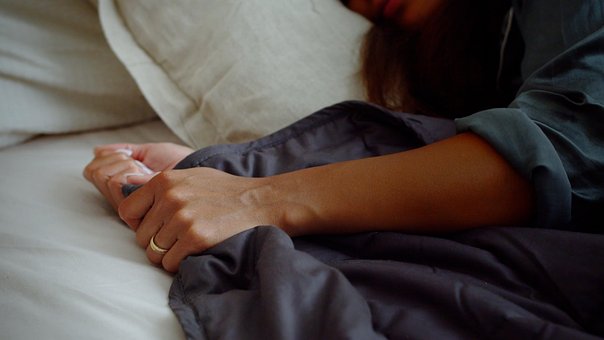 Free Pillow Bed photo and picture