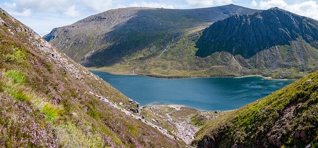 Free Cairn Gorm Cairngorms photo and picture