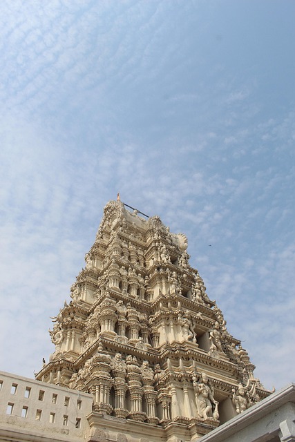 Tempel, Indien, Gopuram, Karnataka