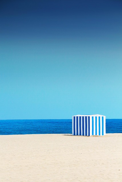 Free Hut Beach photo and picture
