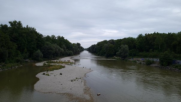 Free English Garden River photo and picture