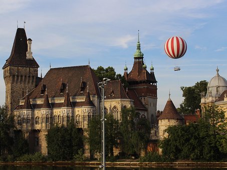 Free Vajdahunyad Castle photo and picture