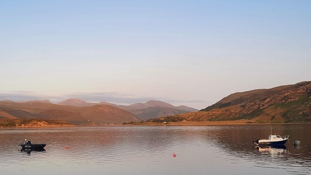 Free Scotland Loch Bromo photo and picture