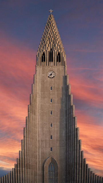 Free Hallgrimskirkja Church photo and picture