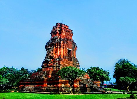 Free Tample Travel photo and picture