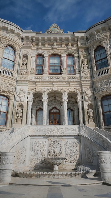 Free Palace Historical Artifacts photo and picture