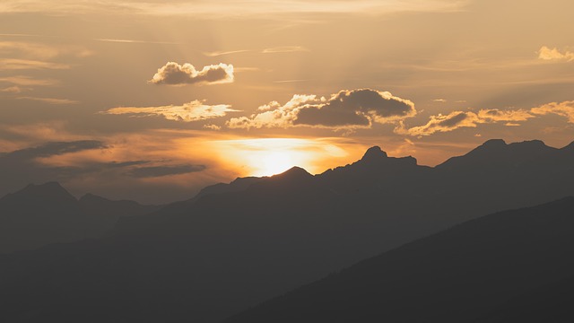 Free Sunset Valais photo and picture