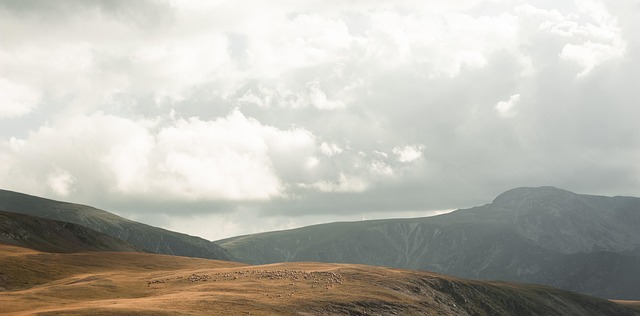 Berge, Feld, Landschaft, Himmel, Wolken