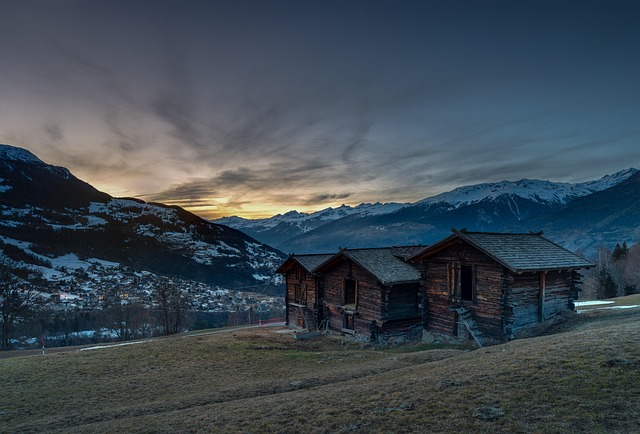Free Mountains Cabins photo and picture