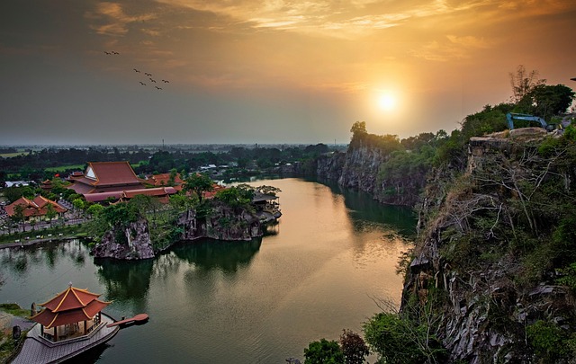 Free Sunset Lake photo and picture