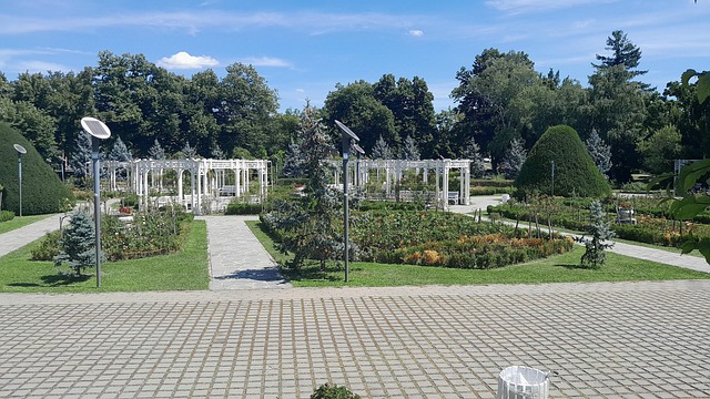 Free City Square Garden photo and picture