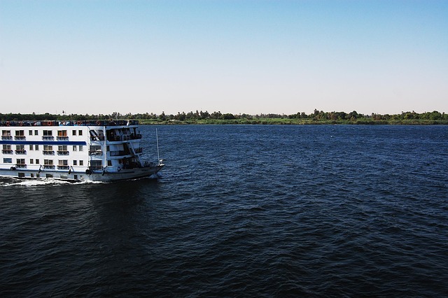 Free Cruise Nile photo and picture