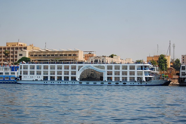 Free Boat Cruise photo and picture