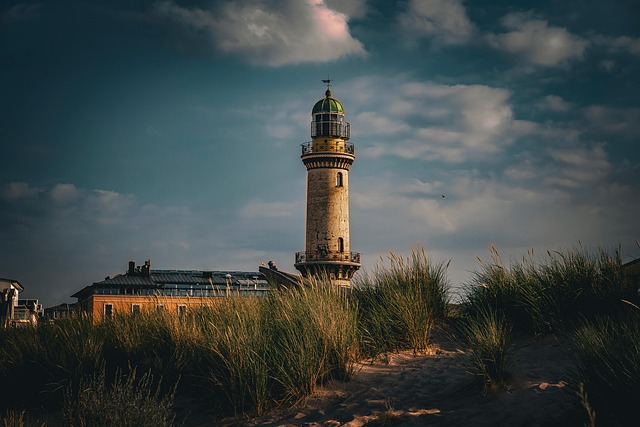 Free Lighthouse Beacon photo and picture