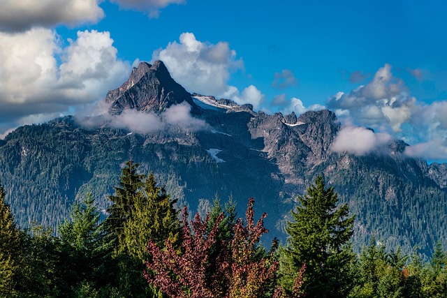Free Mt White Horse photo and picture