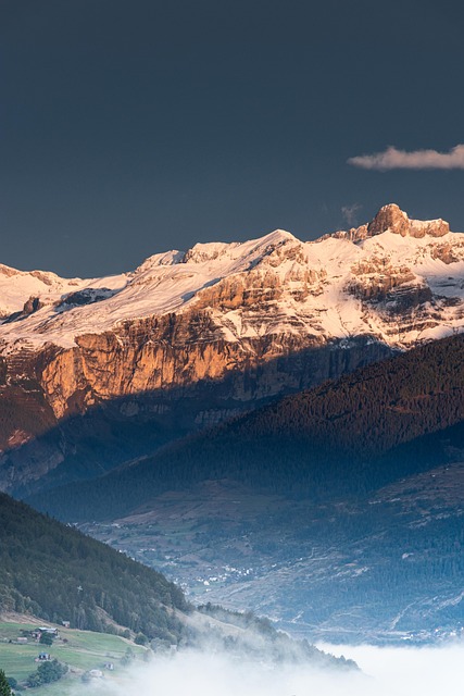 Free Mountains Snow photo and picture