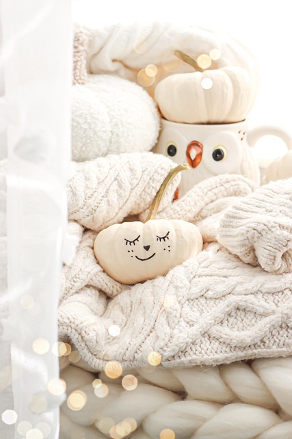 bed, cozy, autumn, blanket, sweater, bokeh