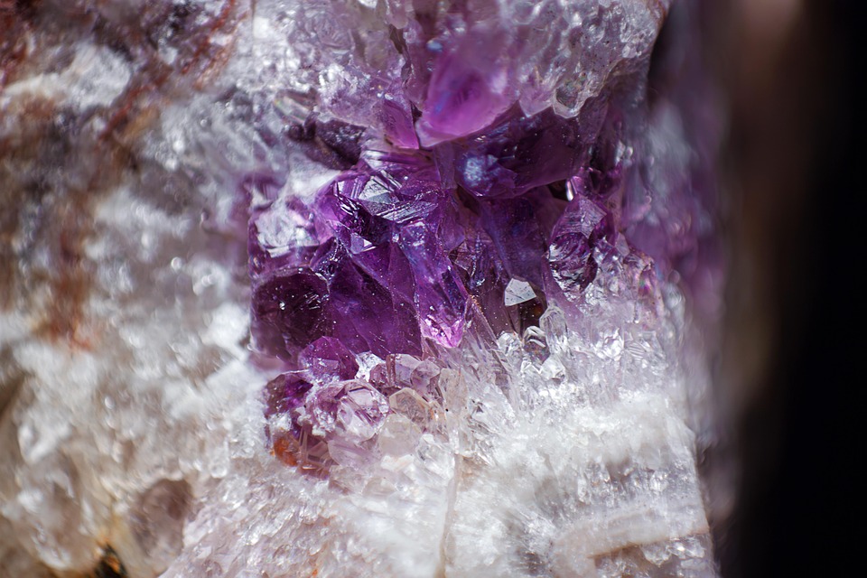InselDerEnergie Amethyst Gesichtsroller – Natürlicher Edelstein-Roller Für Gesichtsmassage, Lymphdrainage & Hautpflege