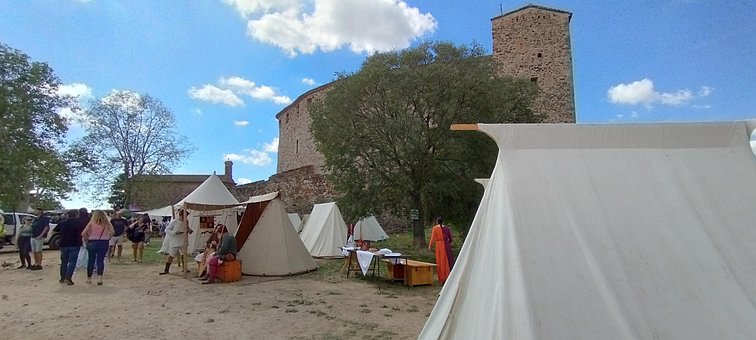 Free Feria Medieval Sentmenat photo and picture