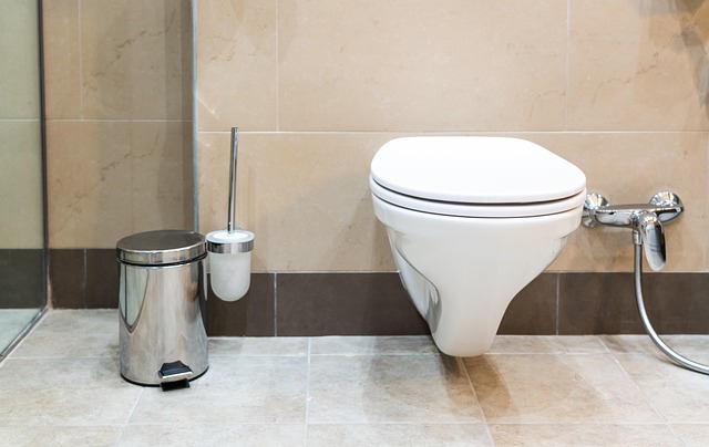 Free Bathroom White photo and picture
