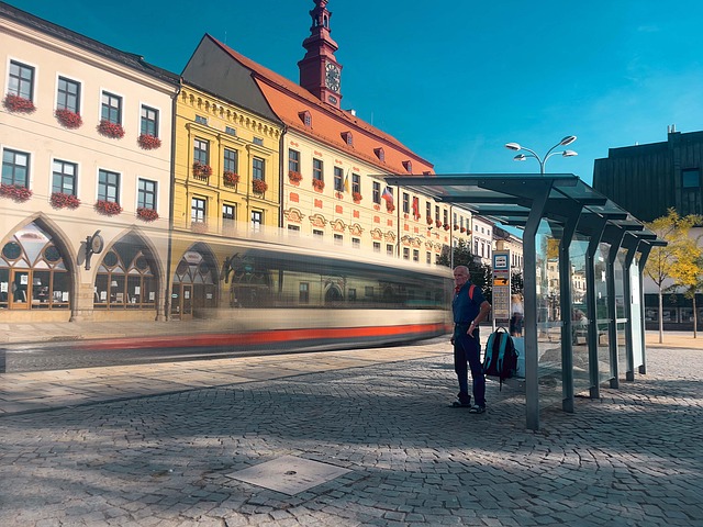 Jihlava, Bushaltestelle, Bus, Wagen