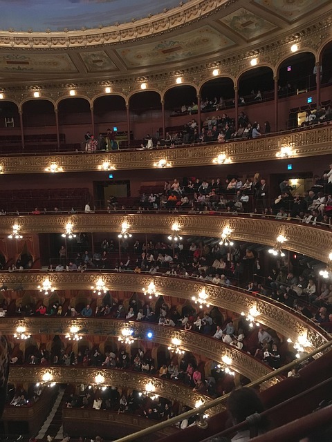 Free Colon Theatre Opera photo and picture