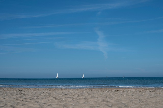 Free Sea Blue photo and picture