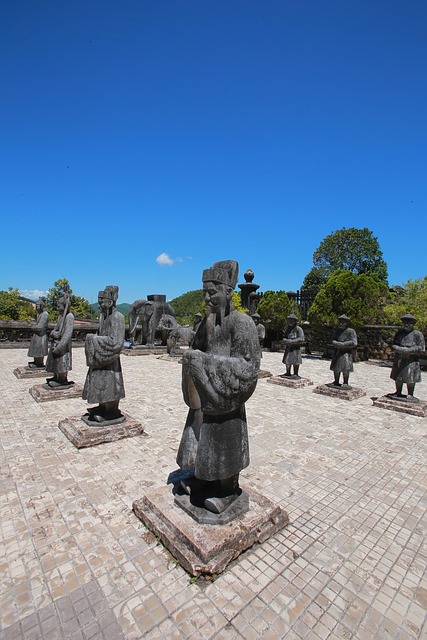 Free Khai Dinh Hue photo and picture